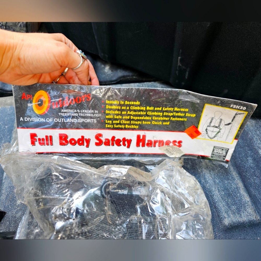 Full body safety harness